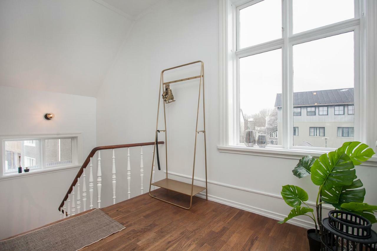 Pangsapuri 120 m² dengan 2 bilik tidur dan 2 bilik mandi peribadi di Pusat Bandar Reykjavik Luaran gambar